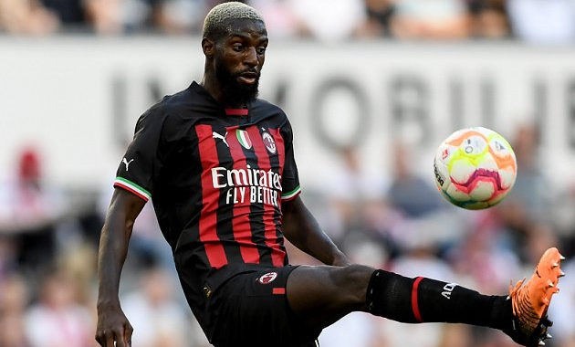 Chelsea in talks to release Bakayoko from contract
