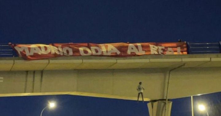 Atletico Madrid fans shock Spain by hanging Vinicius mannequin from road bridge