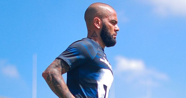 Alves plays for prison football team after arrest for alleged sexual assault