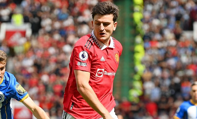 Man Utd boss Ten Hag impressed by Maguire attitude after axe