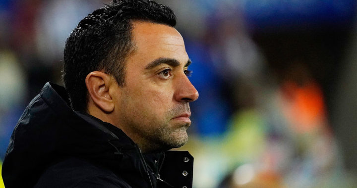 The three alternatives Xavi Hernandez is weighing up against Manchester United