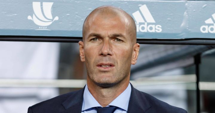 Zinedine Zidane holding out for Real Madrid return despite Paris Saint-Germain interest