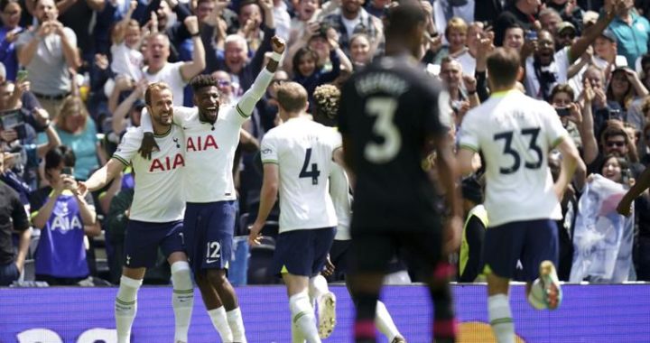 Tottenham lost 3-1 to Brentford in final Premier League home game