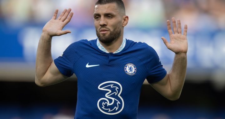 Manchester City submit £25million to Chelsea for Mateo Kovacic