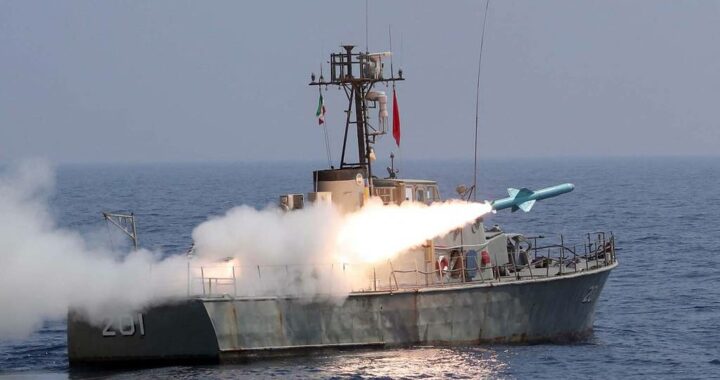 Iranian navy escorting its commercial ships to Red Sea