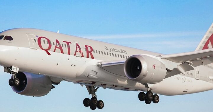 Qatar Airways buys 25% stake in South African carrier Airlink